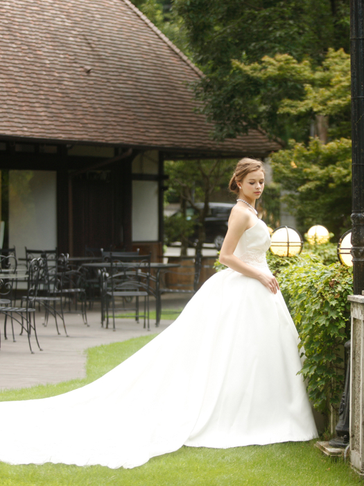 /home/users/0/kilo.jp topwedding/web/blog/wp content/uploads/wedding 180607 weddingdress 1532 03 l