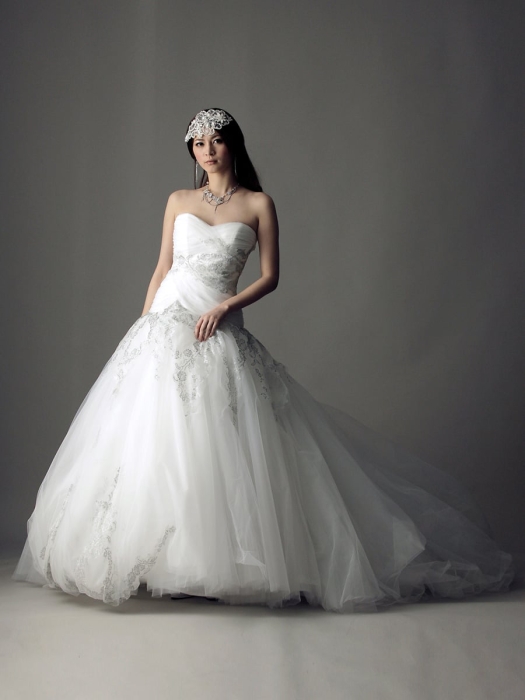 /home/users/0/kilo.jp topwedding/web/blog/wp content/uploads/wedding 181225 weddingdress 1385 01 l